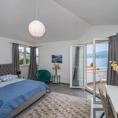 Вилла Modern Spacious Villa, 36 Sqm Pool, 70m To - Mediteran