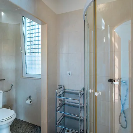 Modern Spacious Villa, 36 Sqm Pool, 70m To - Mediteran Вилла *