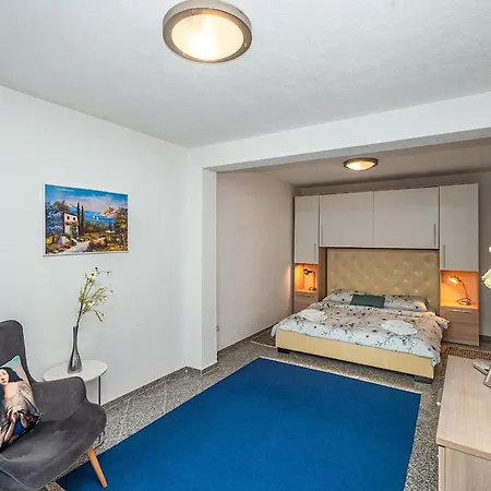 Вилла Modern Spacious Villa, 36 Sqm Pool, 70m To - Mediteran *