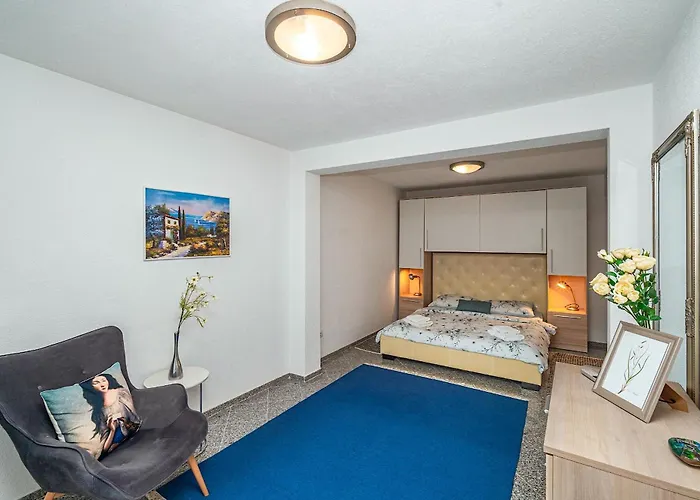 Вілла Modern Spacious Villa, 36 Sqm Pool, 70m To - Mediteran *