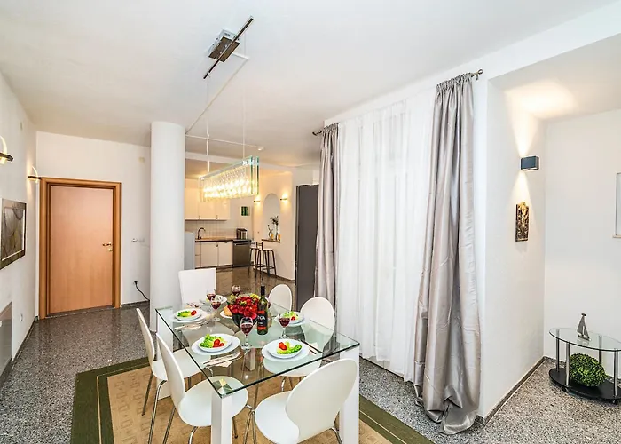 Modern Spacious Villa, 36 Sqm Pool, 70m To - Mediteran * Трогір